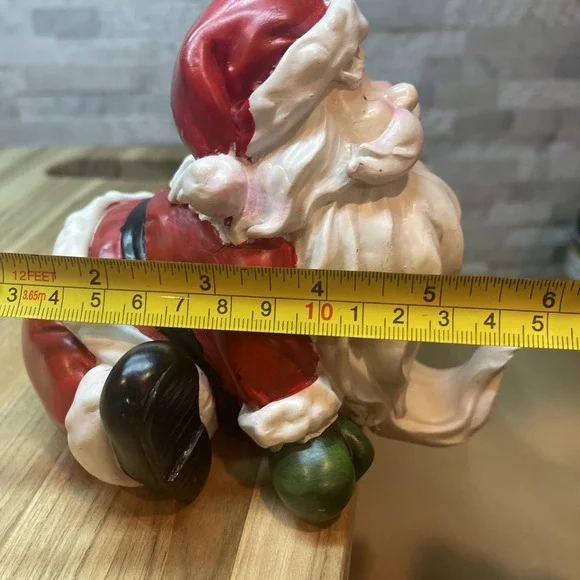 Santa Claus Stocking Holder Mantle Sitter Beard Hook Christmas Decor Red Resin - Picture 6 of 10